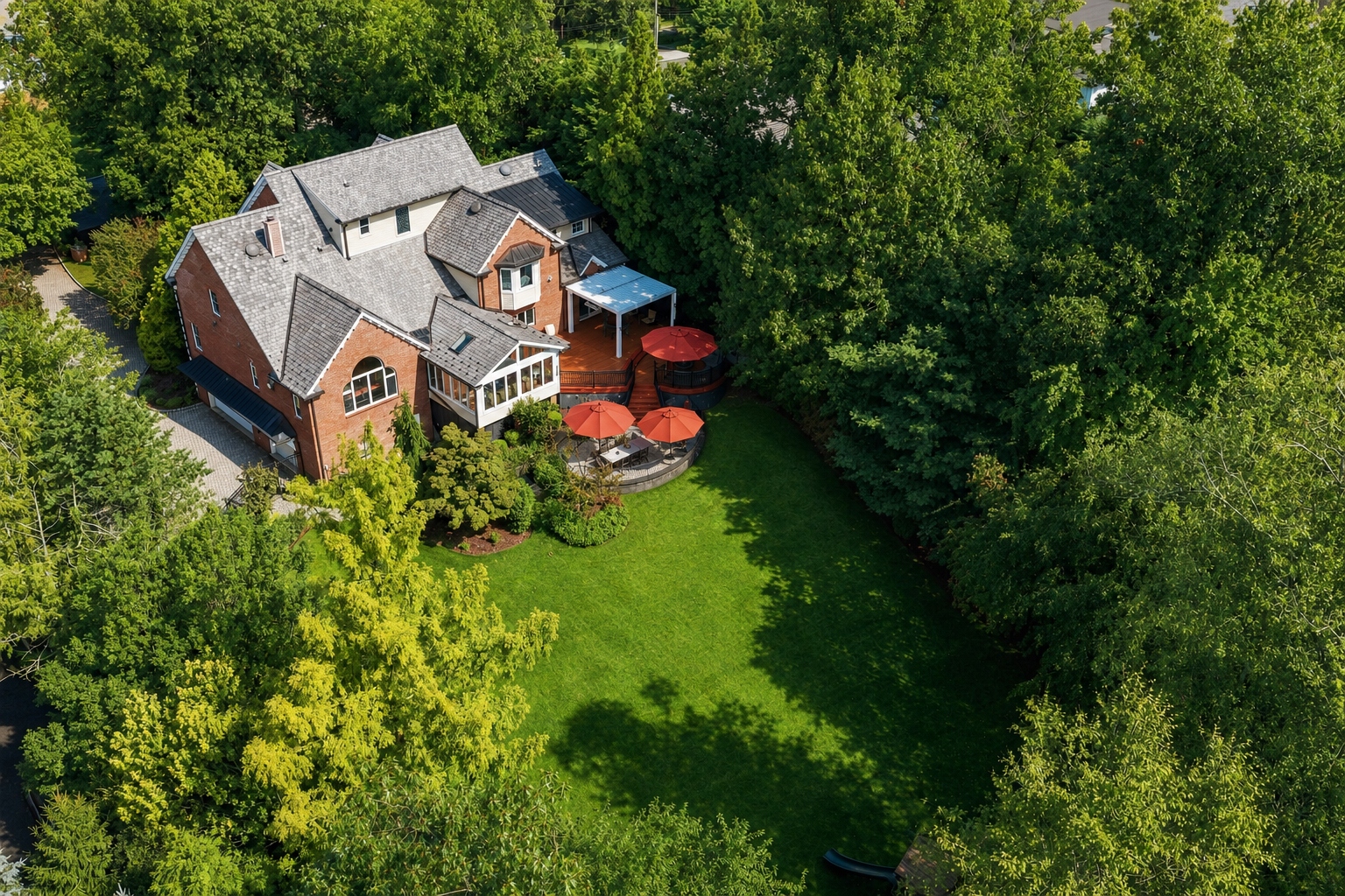Rear setting at 285 Hartshorn Drive, Short Hills